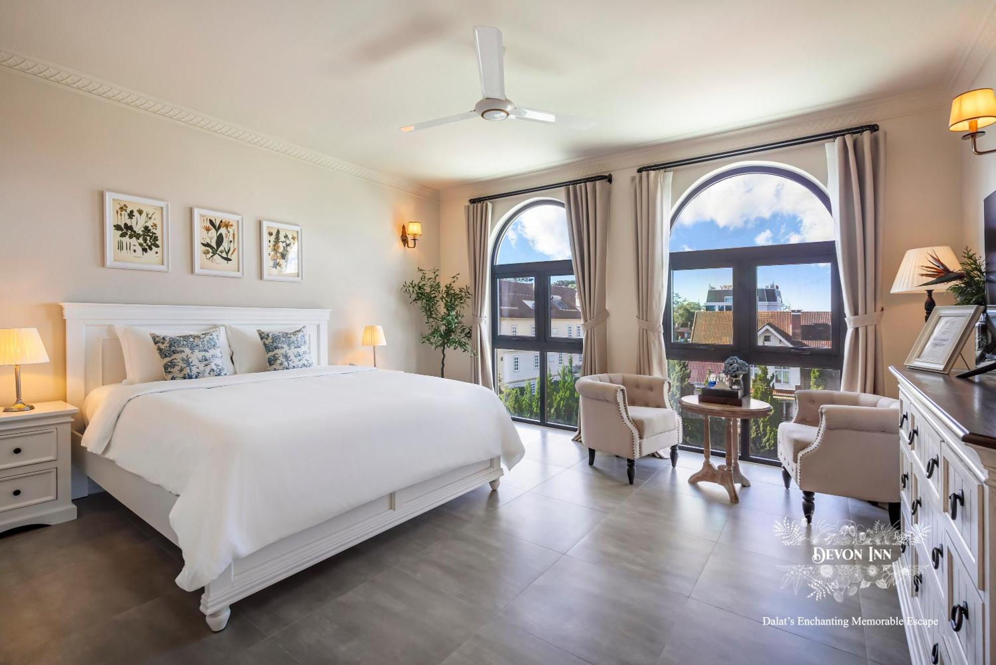 Devon Inn Khu Chi Lăng Екстериор снимка