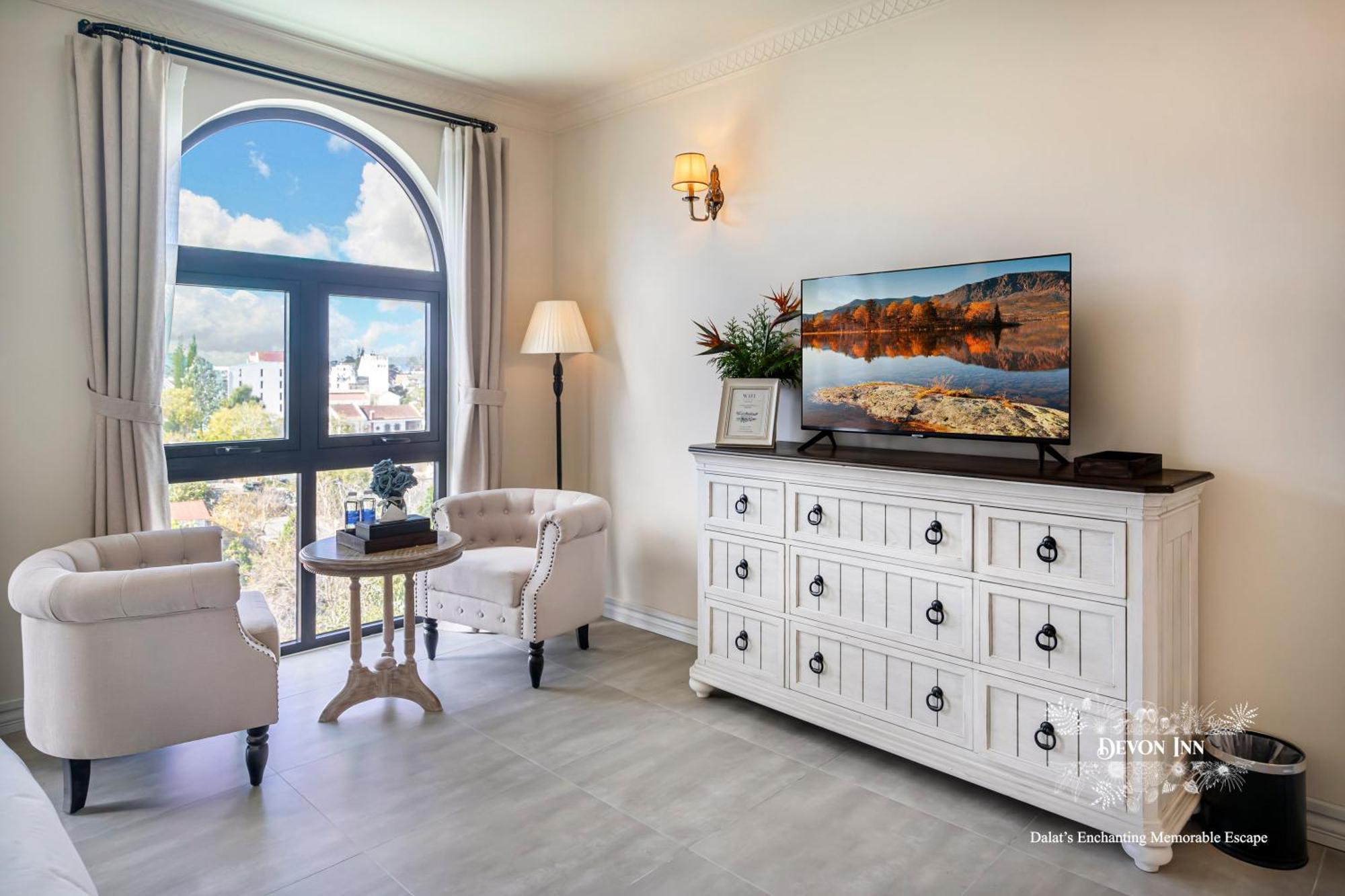 Devon Inn Khu Chi Lăng Екстериор снимка