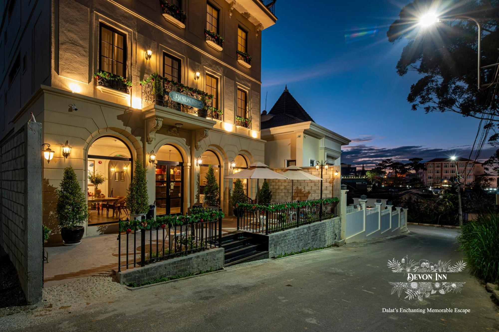 Devon Inn Khu Chi Lăng Екстериор снимка